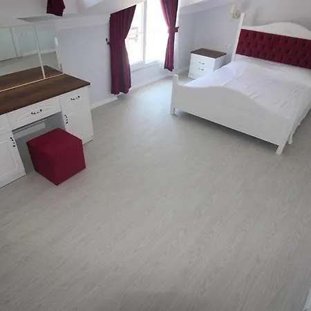Oludeniz With Private Pool Проживание в семье