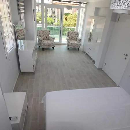 Oludeniz With Private Pool Проживание в семье Фетхие