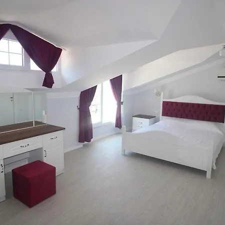 Oludeniz With Private Pool Проживание в семье *